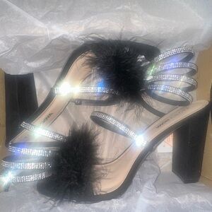 Black feather open toe shoes, Jewel Accented Strap